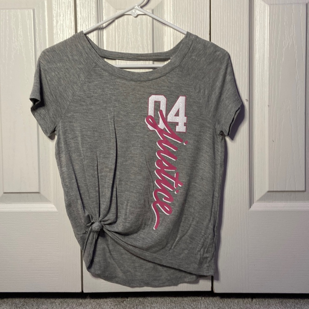 Girls Justice grey t shirt with pink lettering.